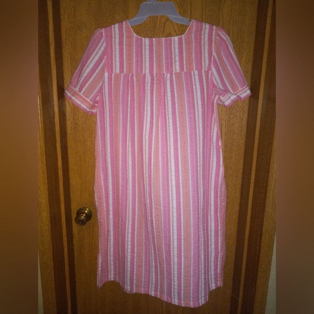 Secret Treasures Robe - Picture 2 of 4